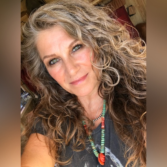 Wyoming cowgirl currently in Montana - Picture 1 of 1